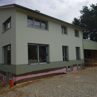 schlichtes Einfamilienhaus